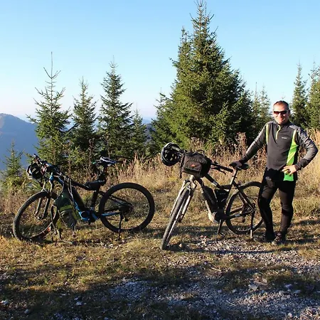 Claudia * 芬斯特诺